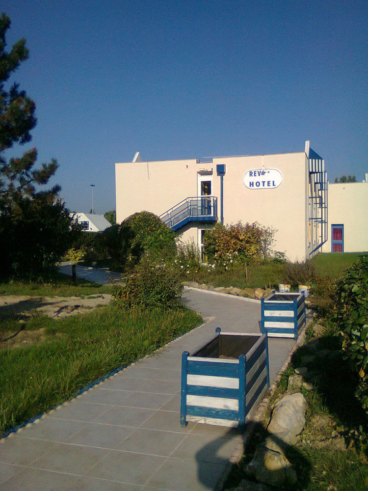 Rev'Hotel Coignieres Exterior photo